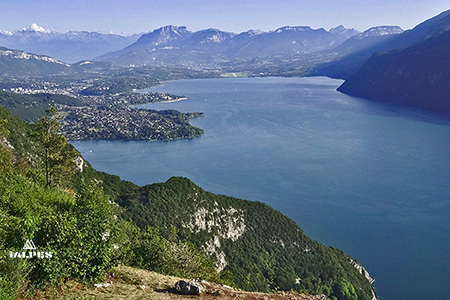 Panorama sur le lac du Bourget